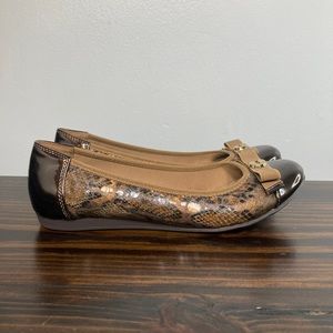 Anne Klein Sport Arownd Brown Snakeskin Print a closed Tow Bow Flats Womens 8.5